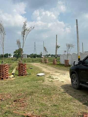  Plot – Exterior View View at Gomti Nagar - for Sale