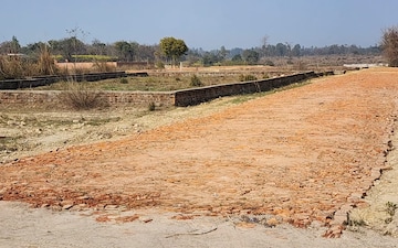 Plot For Sale in Sarsawan