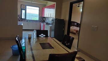 रेसिडेंशियल बिल्डर फ्लोर वर्ग फुट फॉर रेंट इन सेक्टर 43 नोएडा  7568629