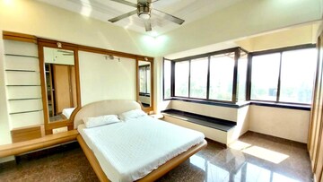 Bedroom in 2.5 BHK Apartment at Carter Road – for Sale