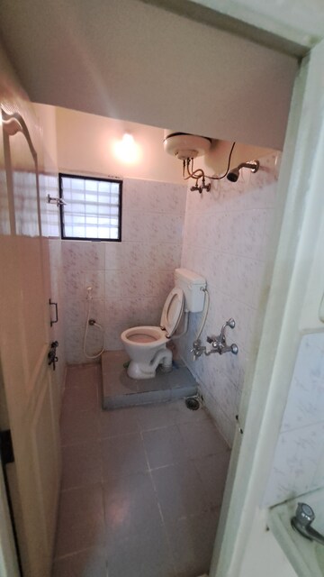 रेसिडेन्शियल बिल्डर फ्लोर वर्ग फुट फॉर रेंट इन कोडिहल्ली बैंगलोर  7568694