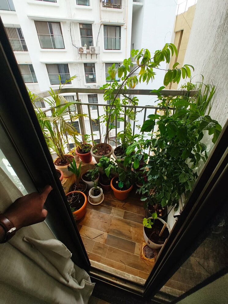 Balcony, prayag-heights 3 Bedroom 1050 Sq.Ft. Apartment In Dindoshi Mumbai 7569140