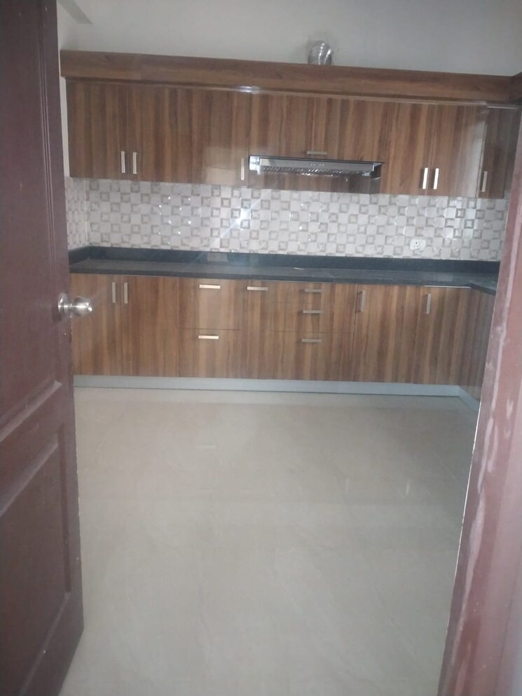 Kitchen, kalinga nagar 3 Bedroom 1800 Sq.Ft. Apartment In Kalinga Nagar Bhubaneswar 7569279