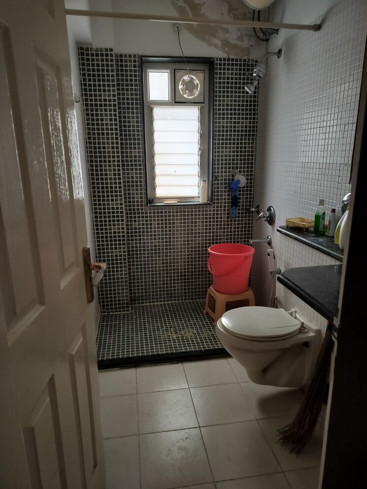 Bathroom, mirchandani-palms 2 Bedroom 1150 Sq.Ft. Apartment In Rahatani Pune 7569461