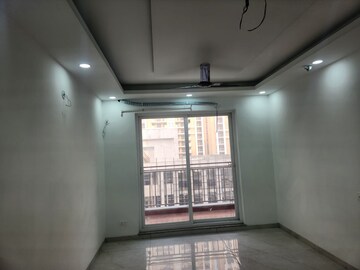 Room in 3 BHK Apartment at Rishita Manhattan, Gomti Nagar – for Sale