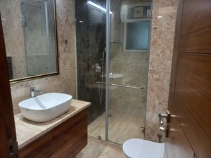 Attached Bathroom in 3 BHK Builder Floor at Lajpat Nagar Iii – for Sale