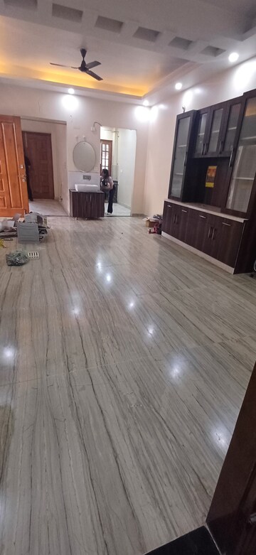 Staircase in 2.5 BHK Villa at Gomti Nagar – for Rent
