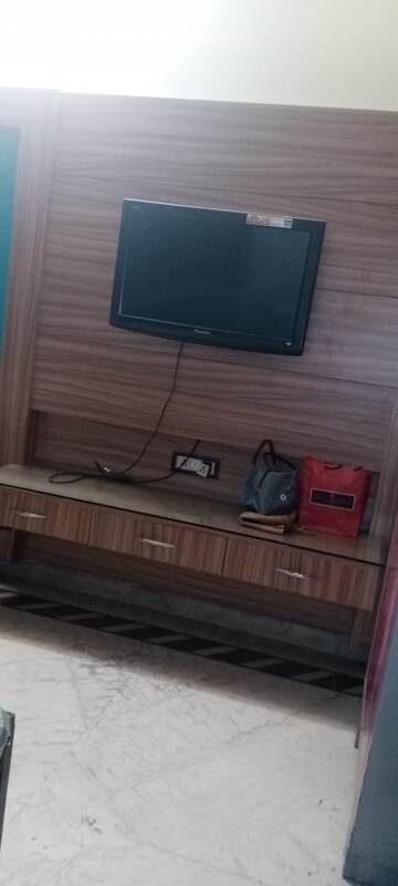 Furnished Amenities in  Pg at Sector 71 – for Rent