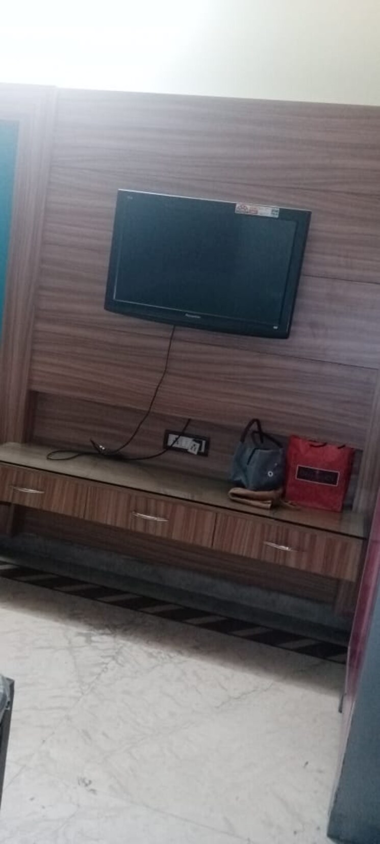 undefined, sector 71 Pg For Girls In Sector 71 7569614