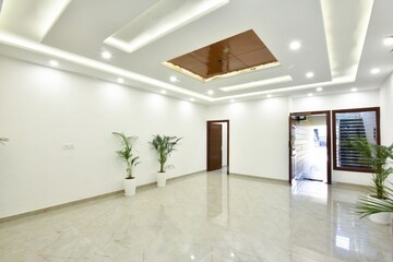 Room in 3.5 BHK Independent House at Ambala Highway – for Sale