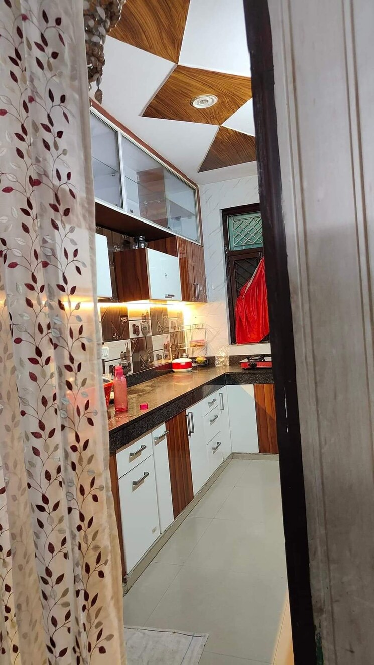Kitchen, khair nagar 3 Bedroom 135 Sq.Yd. Apartment In Khair Nagar Meerut 7570299
