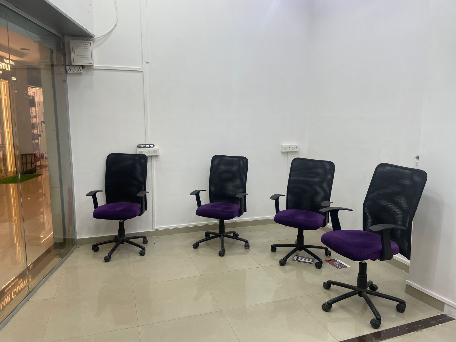 Office Space For Sale in Rustomjee Eaze Zone Mall
