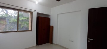 Room in 2 BHK Apartment at Lodha Splendora, Ghodbunder Road – for Sale