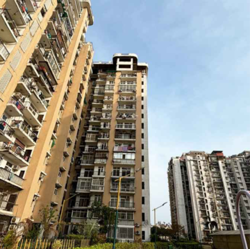 3 BHK Apartment – Exterior View View at Amrapali Zodiac, Sector 120 - for Sale