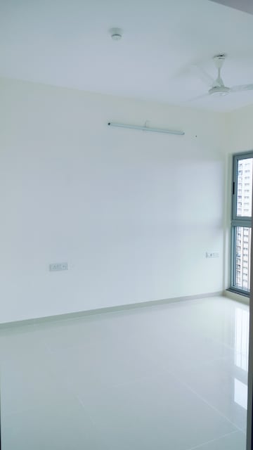 Room in 3.5 BHK Apartment at Goel Ganga Avanta, Mundhwa – for Sale