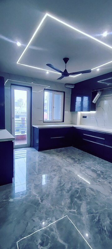Kitchen in 4 BHK Builder Floor at Ashoka Enclave Faridabad, Sector 34 – for Sale