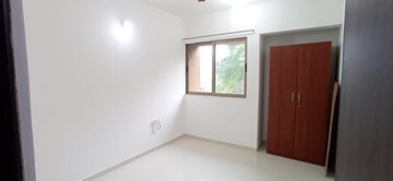 Room in 2 BHK Apartment at Lodha Splendora, Ghodbunder Road – for Sale
