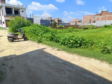  Plot For Sale in Wazirganj