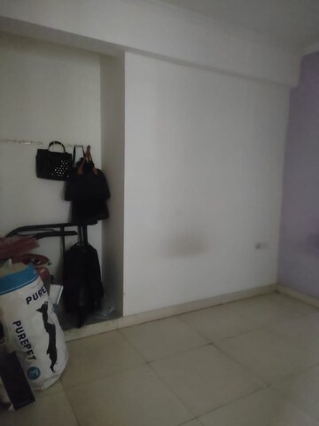 Room in 2 BHK Apartment at Value Meadows Vista, Raj Nagar Extension – for Sale