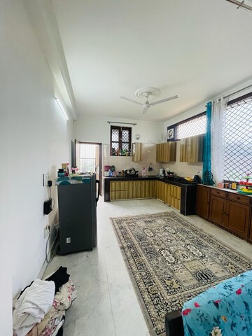 Living Room in 3.5 BHK Builder Floor at Ardee City, Sector 52 – for Sale