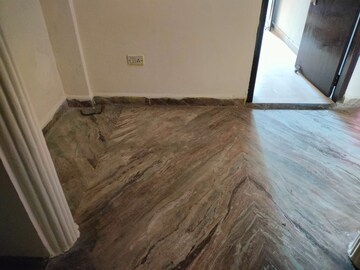 Room in 3.5 BHK Builder Floor at Ardee City, Sector 52 – for Sale