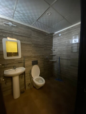 Bathroom in 3 BHK Builder Floor at Ardee City, Sector 52 – for Sale