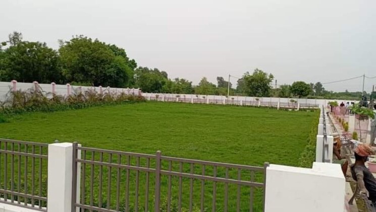 Garden, amausi  2200 Sq.Ft. Plot In Amausi Lucknow 7571620