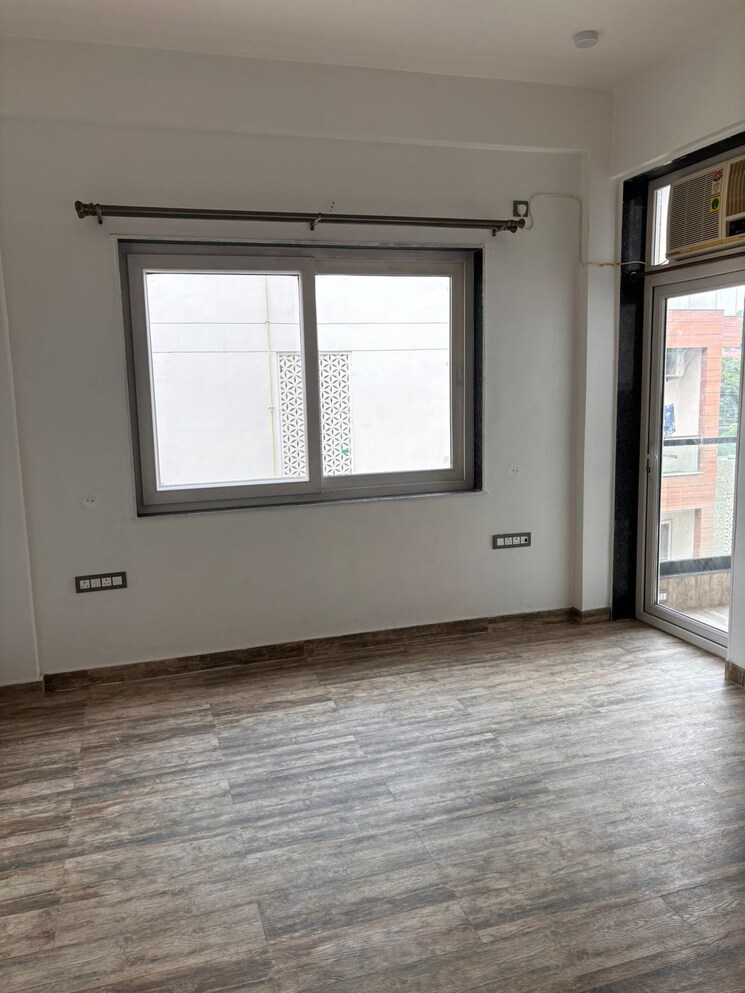 Room, bhairav-darshan 2 Bedroom 1052 Sq.Ft. Apartment In Parel Mumbai 7571881