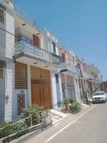  Plot For Sale in Himalaya Defence Empire, Surajpur