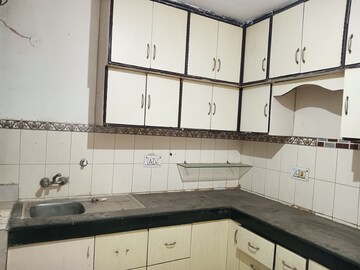 Kitchen in 3 BHK Builder Floor at Ardee City, Sector 52 – for Sale