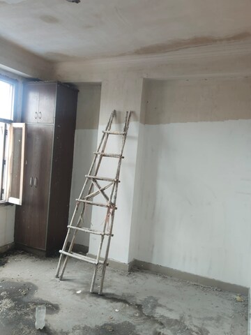 Room in 2.5 BHK Apartment at ABA Orange County, Ahinsa Khand 1 – for Sale