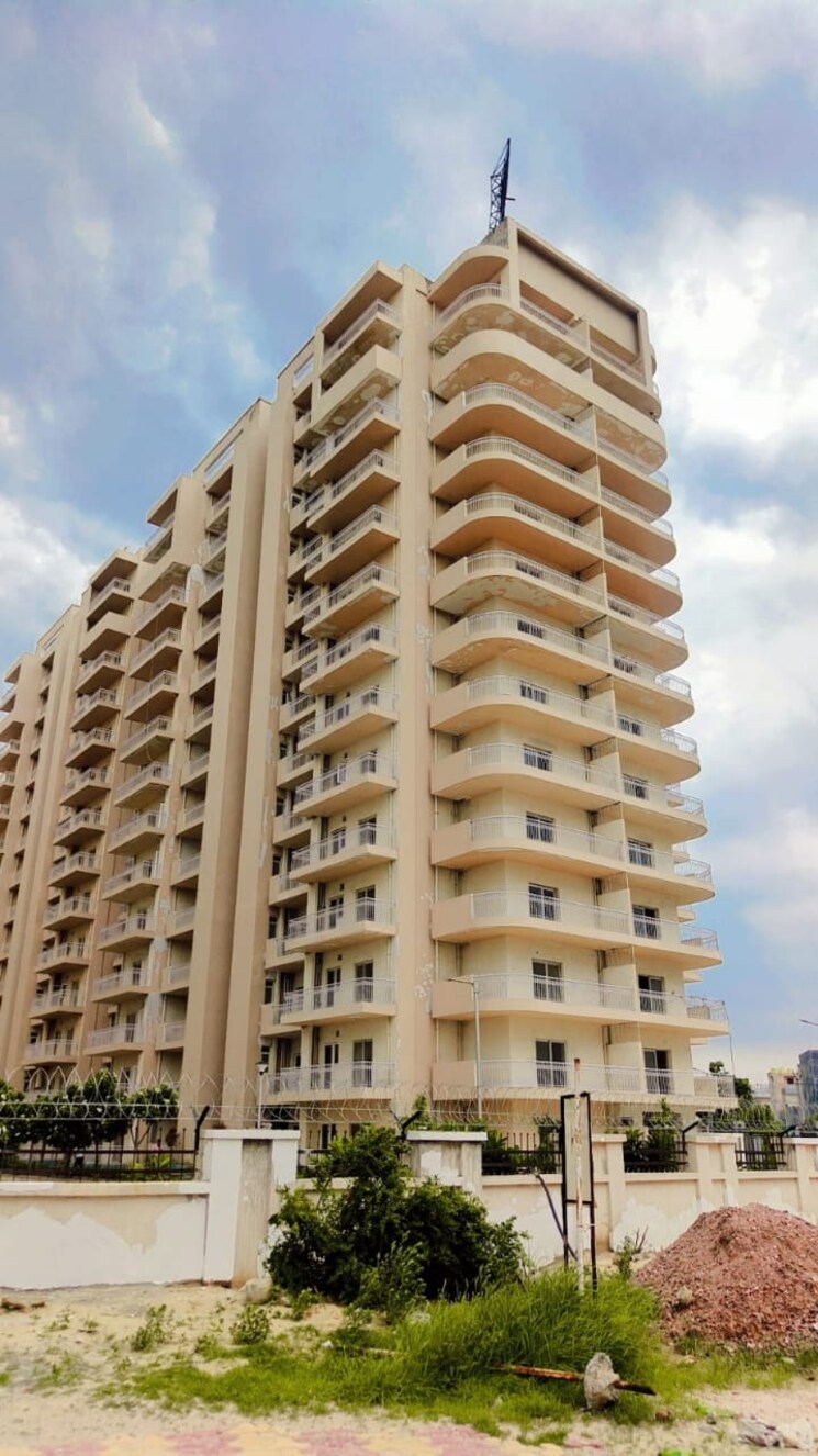 Exterior View, lodha-one 2 Bedroom 965 Sq.Ft. Apartment In Juhu Mumbai 7571992