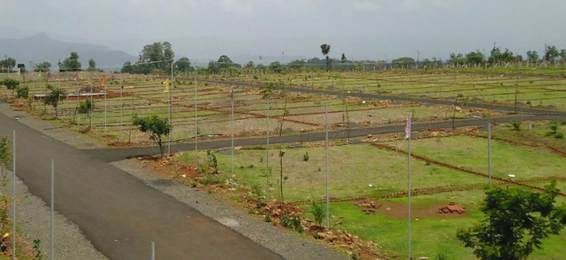 Plot For Resale in Badlapur Thane  7572047