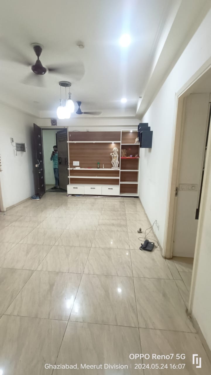 2 BHK Apartment For Rent in Gaur City 2 - 12th Avenue Noida Ext Sector 16c Greater Noida  7572361