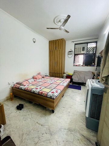 Bedroom in 3 BHK Builder Floor at Ardee City, Sector 52 – for Sale
