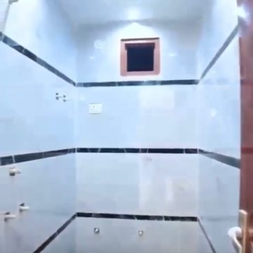 Furnished Amenities in 3 BHK Builder Floor at Dlf Farms – for Sale