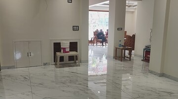 Parking in 4 BHK Builder Floor at Sector 4 – for Sale