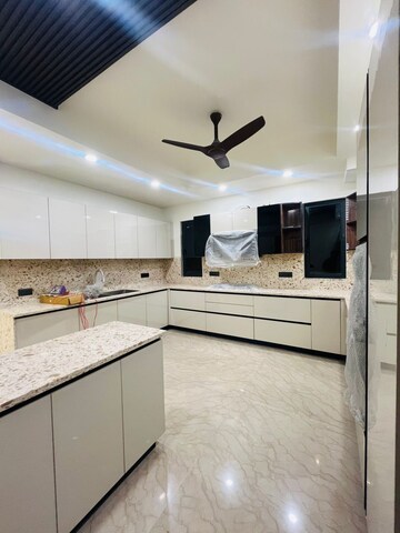 Kitchen in 4 BHK Builder Floor at Emaar Emerald Hills Phase 2, Sector 65 – for Sale