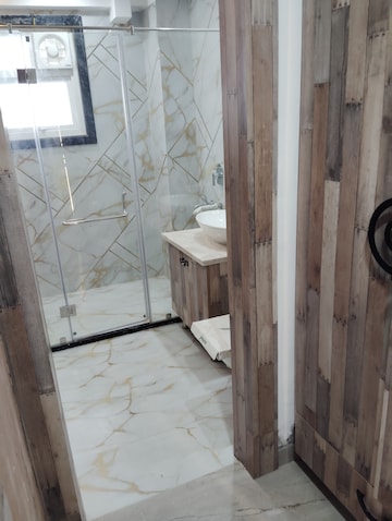 Bathroom in 4 BHK Builder Floor at Sector 16 – for Sale