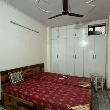 Bedroom in 3 BHK Builder Floor at Mohan Garden – for Sale