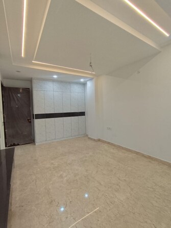 4 BHK Builder Floor For Rent in Paschimpuri Delhi  7573482