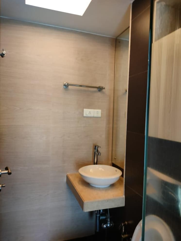 Bathroom, raheja-atlantis 4 Bedroom 3000 Sq.Ft. Apartment In Lower Parel Mumbai 7574168
