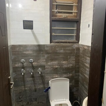 Bathroom in 2 BHK Builder Floor at Kishanpura – for Sale