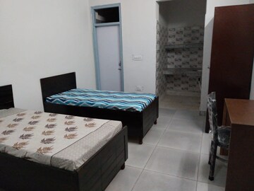 Room in  Pg at Sector 5 – for Rent