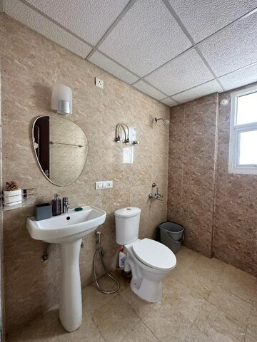 Bathroom in 2.5 BHK Apartment at Omaxe Grand Omaxe, Gomti Nagar – for Sale