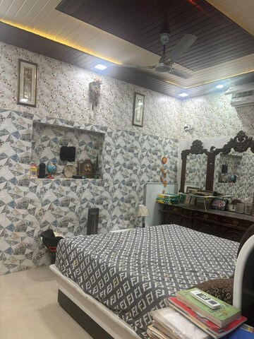 Bedroom in 6+ BHK Independent House at Indira Nagar – for Sale