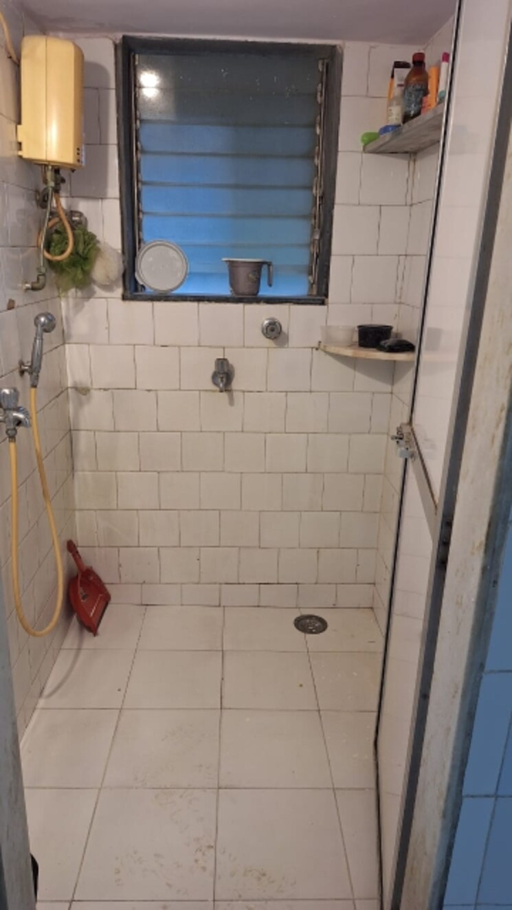 Bathroom, akal-chs 1 Bedroom 565 Sq.Ft. Apartment In Andheri East Mumbai 7574709