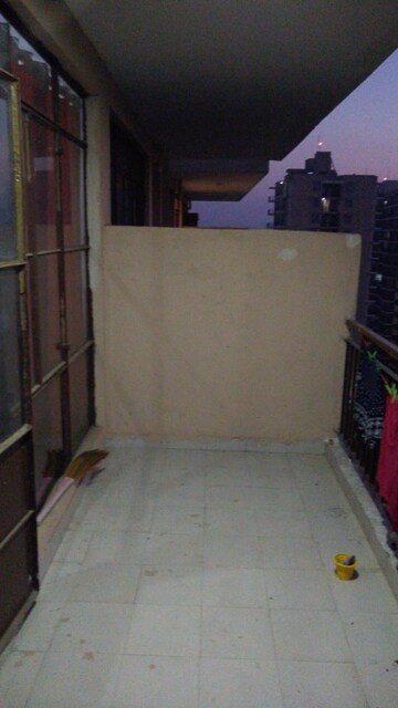 Bathroom in 1 BHK Apartment at Signature Global Synera, Sector 81 – for Sale