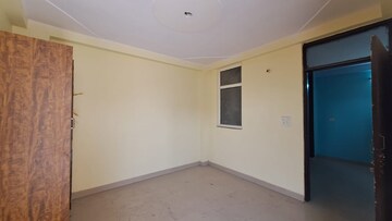 Room in 2 BHK Builder Floor at DMD Hometech Awas Yojna, Sector 73 – for Sale