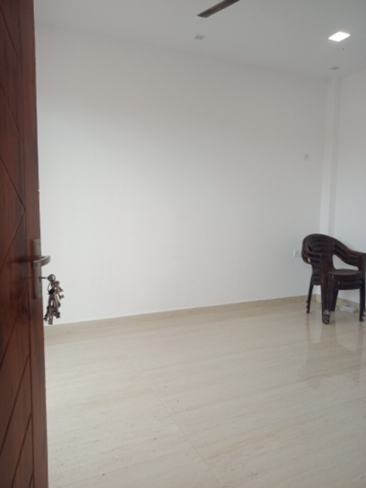 Room, gomti nagar 3 Bedroom 1100 Sq.Ft. Independent House In Gomti Nagar Lucknow 7574801